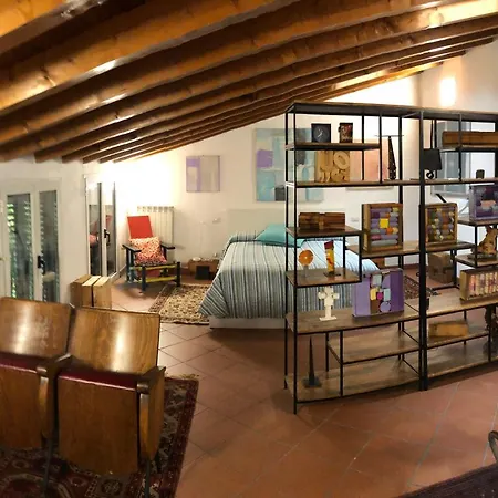 Isola Libera Guest house *